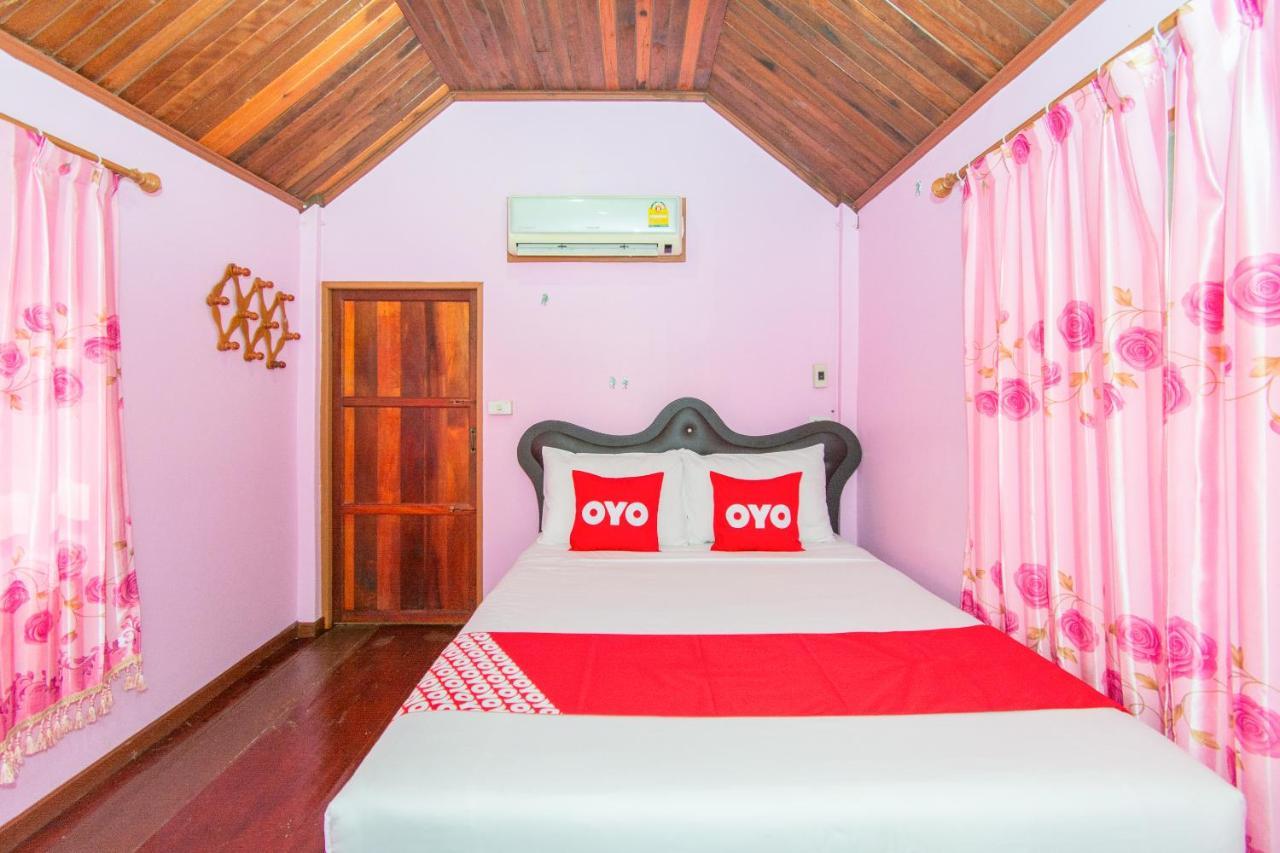 Oyo 712 Baandin Resort Phetchaburi Bagian luar foto